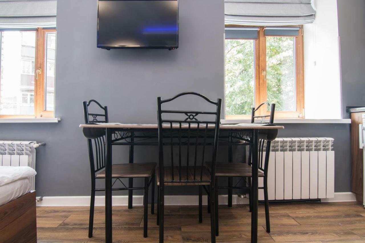 Lux Apartment Near Arena City Kiev Esterno foto